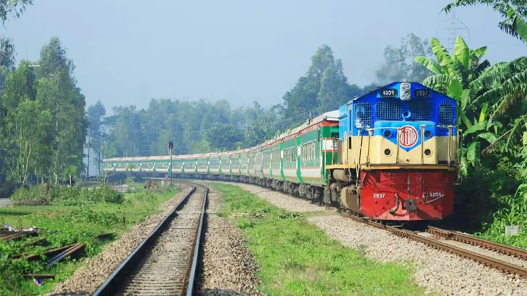 সিলেট-চট্টগ্রাম রুটে ট্রেন ভোগান্তি চরমে