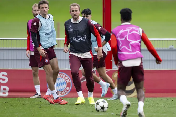 রিয়াল ম্যাচের আগে ফিট হয়ে অনুশীলনে কেইন রিয়াল ম্যাচের আগে ফিট হয়ে অনুশীলনে কেইন