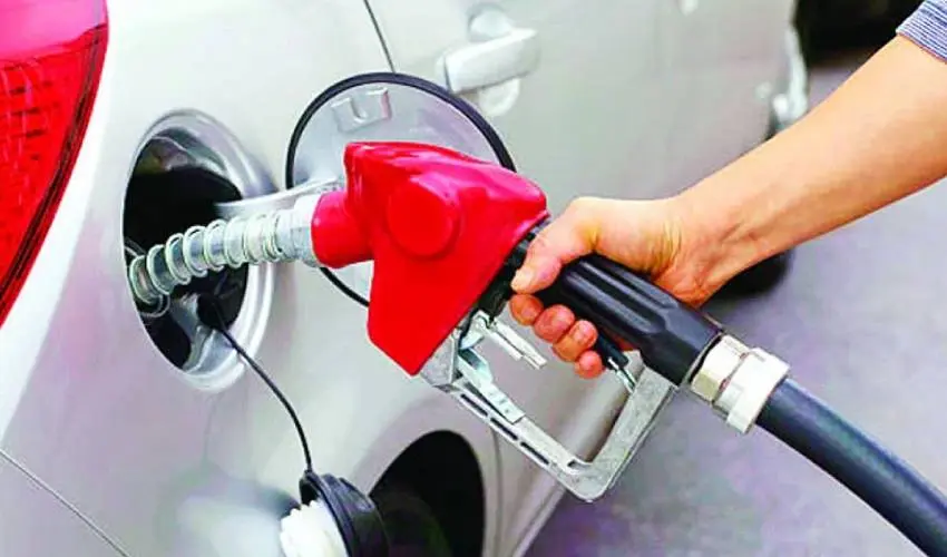 সিলেটে জ্বালানি সংকটের শঙ্কা, রেশনিংয়ে অস্থিরতা