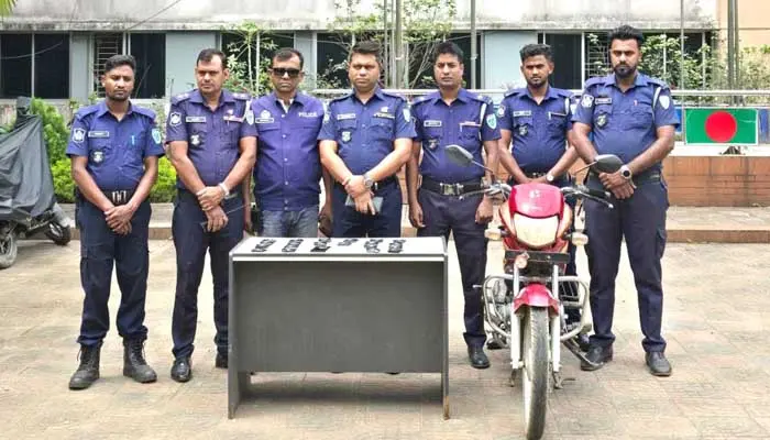 মৌলভীবাজারের বড়লেখায় শুরু হয়েছে ট্রাফিক পুলিশের বিশেষ অভিযান