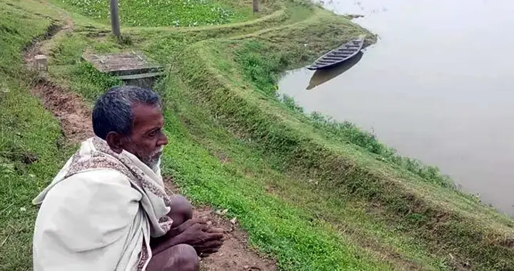 ফসল হারিয়ে কৃষকের চোখে জল, আস্থা আল্লাহর ওপর