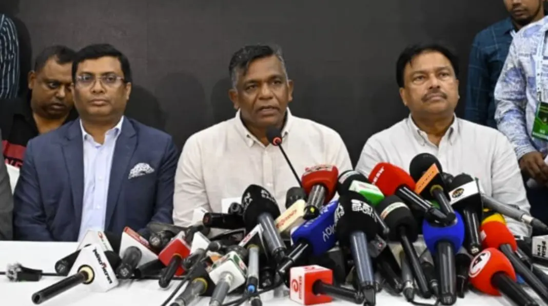 বিসিবি নির্বাচনে আলোচনার ঝড়, পরিবারতন্ত্র ও রাজনীতি বিসিবি নির্বাচনে আলোচনার ঝড়, পরিবারতন্ত্র ও রাজনীতি