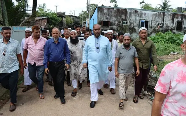 সংস্কারে ফিরবে খোজারখলা পুকুরের হারানো প্রাণ