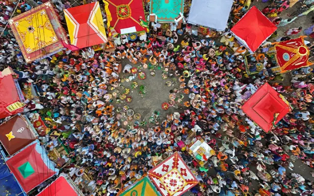 সিলেট মহানগরীতে রথযাত্রা ঘিরে বিকল্প সড়ক ব্যবহারের আহ্বান রথযাত্রা ঘিরে বিকল্প সড়ক ব্যবহারের আহ্বান
