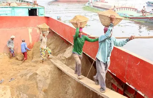 জাদুকাটা বালু লুট মামলায় ২৭ জনের বিরুদ্ধে অভিযোগপত্র জাদুকাটা বালু লুট মামলায় ২৭ জনের বিরুদ্ধে অভিযোগপত্র