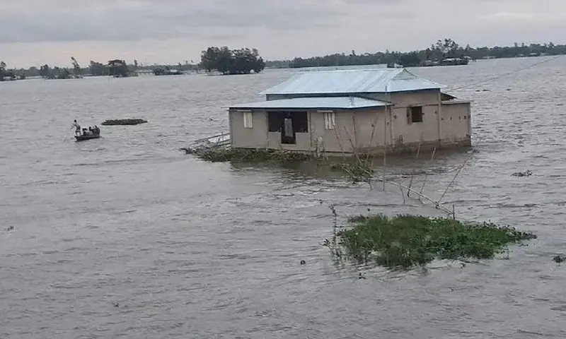 সুনামগঞ্জে কমছে নদীর পানি, স্বস্তি ফিরছে জনজীবনে সুনামগঞ্জে কমছে বন্যার পানি