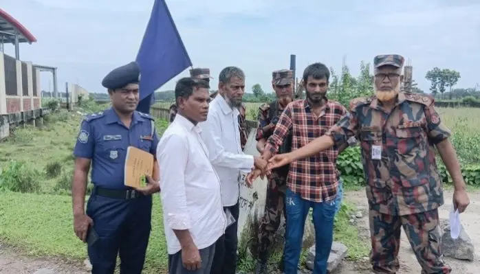 চার বছর পর দেশে ফিরলেন জাকির, স্বস্তিতে পরিবার