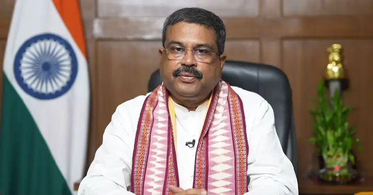 নিট কেলেঙ্কারি: পদত্যাগ করলেন শিক্ষামন্ত্রী ধর্মেন্দ্র প্রধান