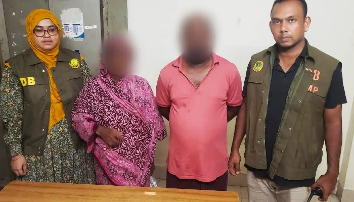 সিলেটে ইয়াবাসহ মা-ছেলে আটক সিলেটে ইয়াবাসহ মা-ছেলে আটক