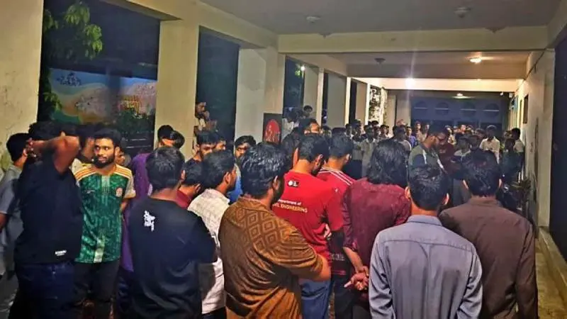 শাবিপ্রবির পূর্ণ অধিভুক্তির দাবিতে উত্তাল সিলেট ইঞ্জিনিয়ারিং কলেজ শাবিপ্রবির পূর্ণ অধিভুক্তির দাবিতে উত্তাল সিলেট ইঞ্জিনিয়ারিং কলেজ
