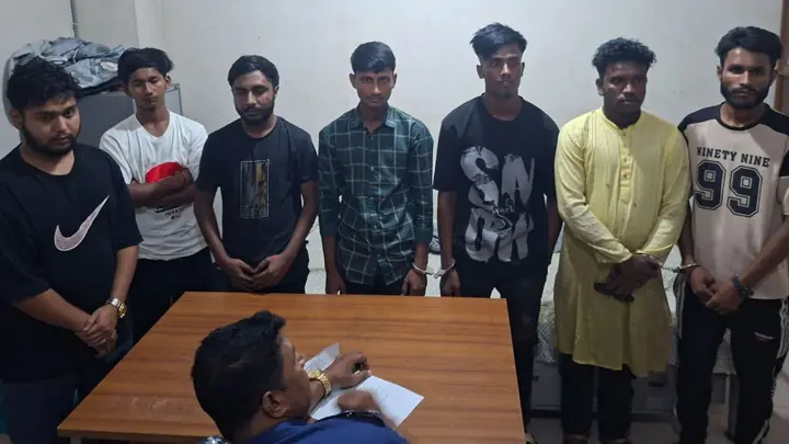 ওসমানীনগরে ছাত্রলীগের মশাল মিছিলের প্রস্তুতি, গ্রেপ্তার ৭