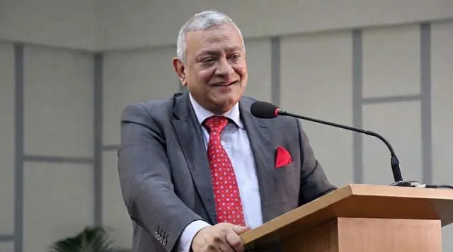 ভূমি মন্ত্রণালয়ের সংসদীয় কমিটির সভাপতি নাসের রহমান ভূমি মন্ত্রণালয়ের সংসদীয় কমিটির সভাপতি নাসের রহমান