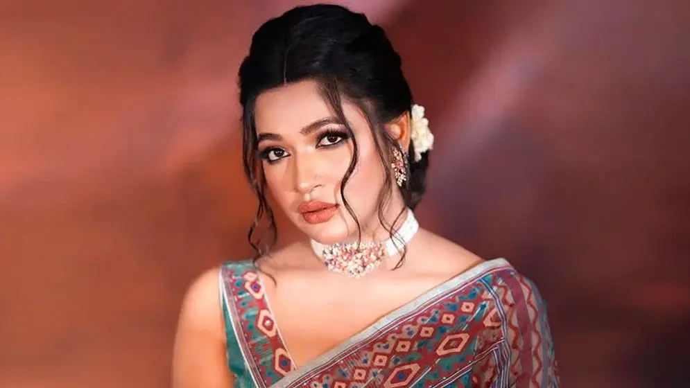ভেনিসে হেনস্তার শিকার অভিনেত্রী বাঁধন, থানায় অভিযোগ