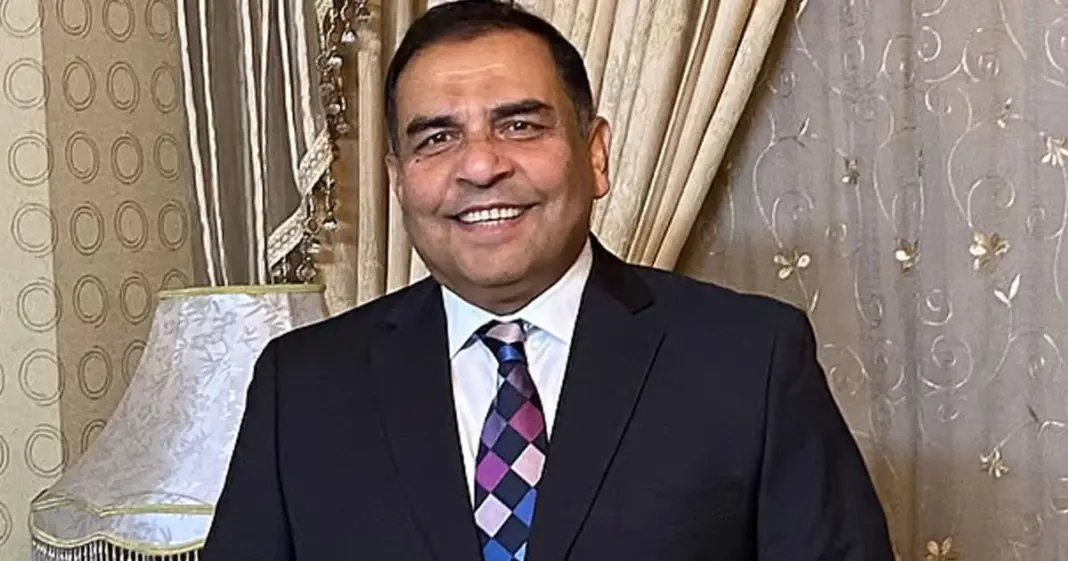 রাষ্ট্রপতির এপিএস হলেন ফেঞ্চুগঞ্জের তৈমোর হোসেন রাষ্ট্রপতির এপিএস হলেন ফেঞ্চুগঞ্জের তৈমোর হোসেন