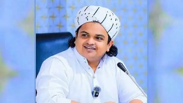 ওয়াজ শেষে ফেরার পথে ডাকাতদের কবলে মাদানী ওয়াজ শেষে ফেরার পথে ডাকাতদের কবলে মাদানী